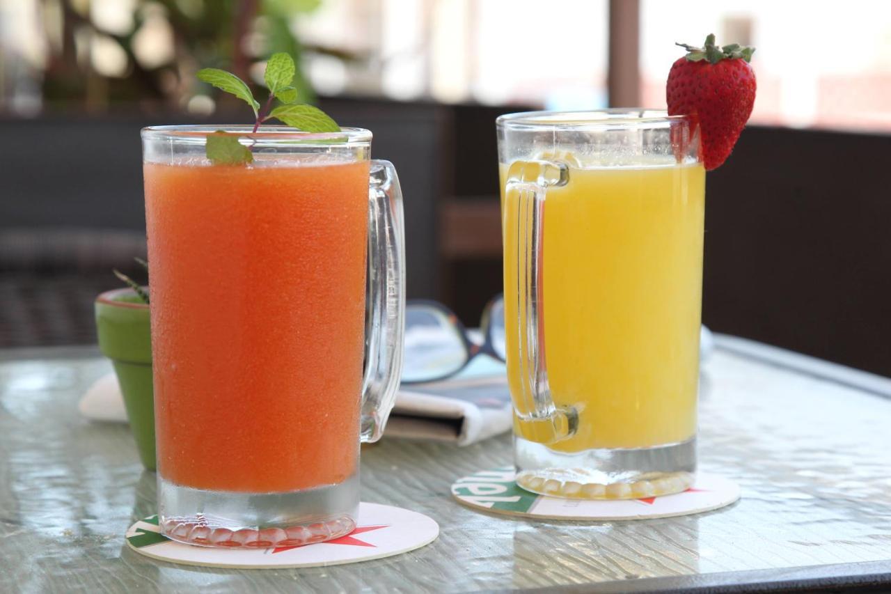 Hotel-Restaurante Ancora ปูแอร์โตโลเปซ ภายนอก รูปภาพ