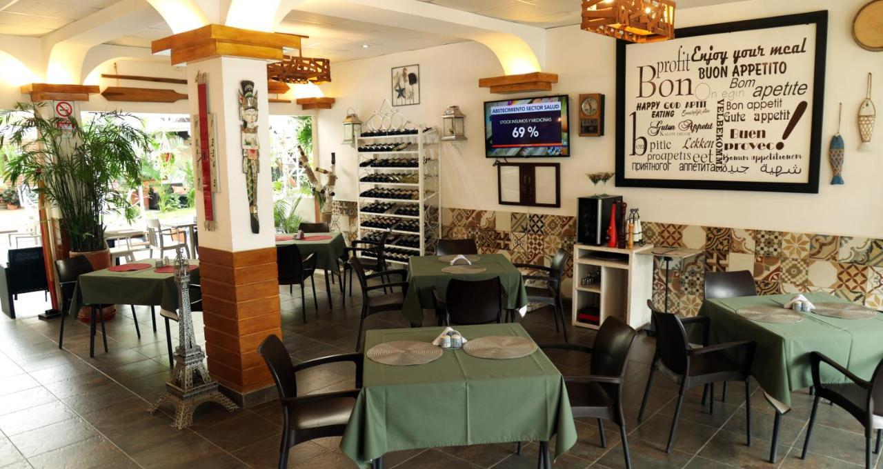 Hotel-Restaurante Ancora ปูแอร์โตโลเปซ ภายนอก รูปภาพ