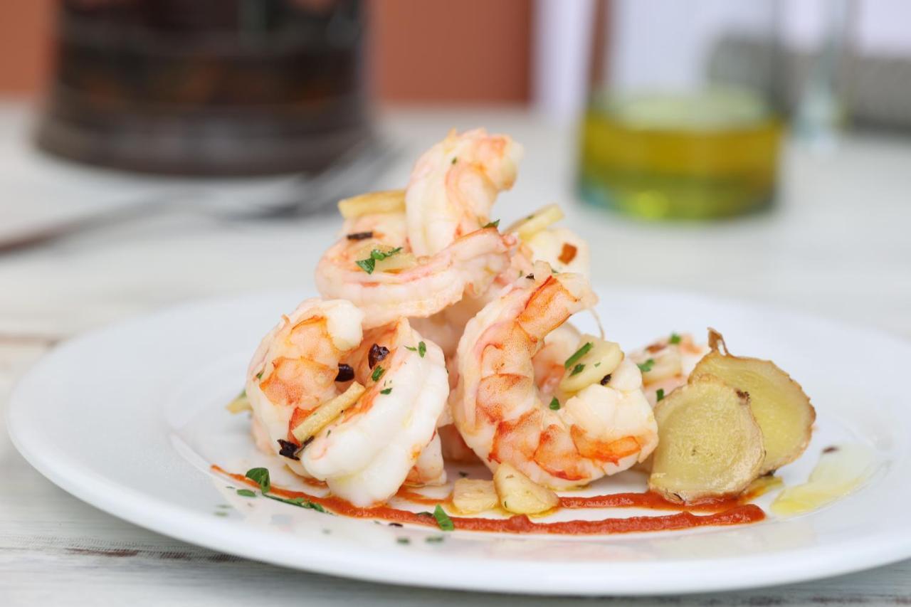 Hotel-Restaurante Ancora ปูแอร์โตโลเปซ ภายนอก รูปภาพ