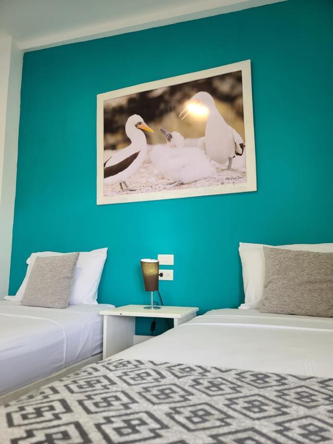 Hotel-Restaurante Ancora ปูแอร์โตโลเปซ ภายนอก รูปภาพ